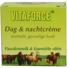 Vitaforce Paardenmelk dag / nachtcreme 50.00 Milliliter